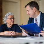 A participação sindical é decisiva para garantir direitos do aposentado e do pensionista, e o Sindnapi – Sindicato Nacional dos Aposentados, Pensionistas e Idosos atua como escudo de proteção e representação contínua.